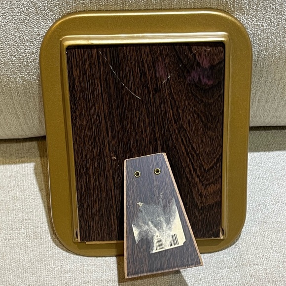 Bucklers Floral Enameled Picture Frame - Picture 2 of 3